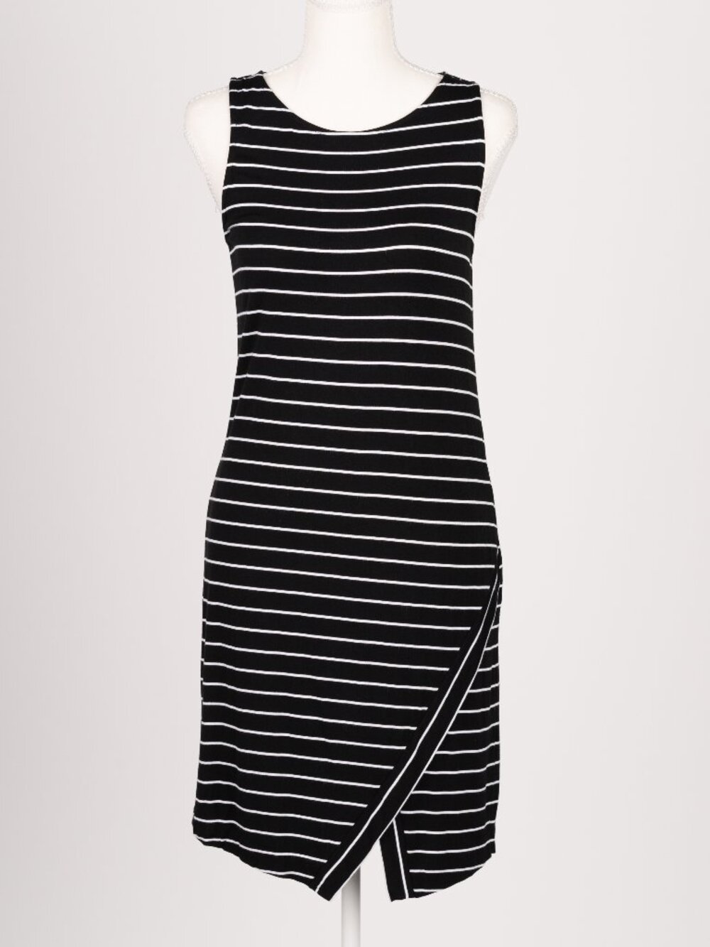Kensie Asymmetrical Striped Dress Small Gold Zipper EUC Small Nautical Sporty